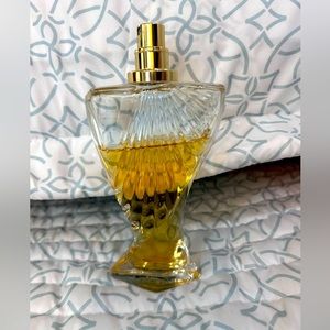 Siren by Paris Hilton